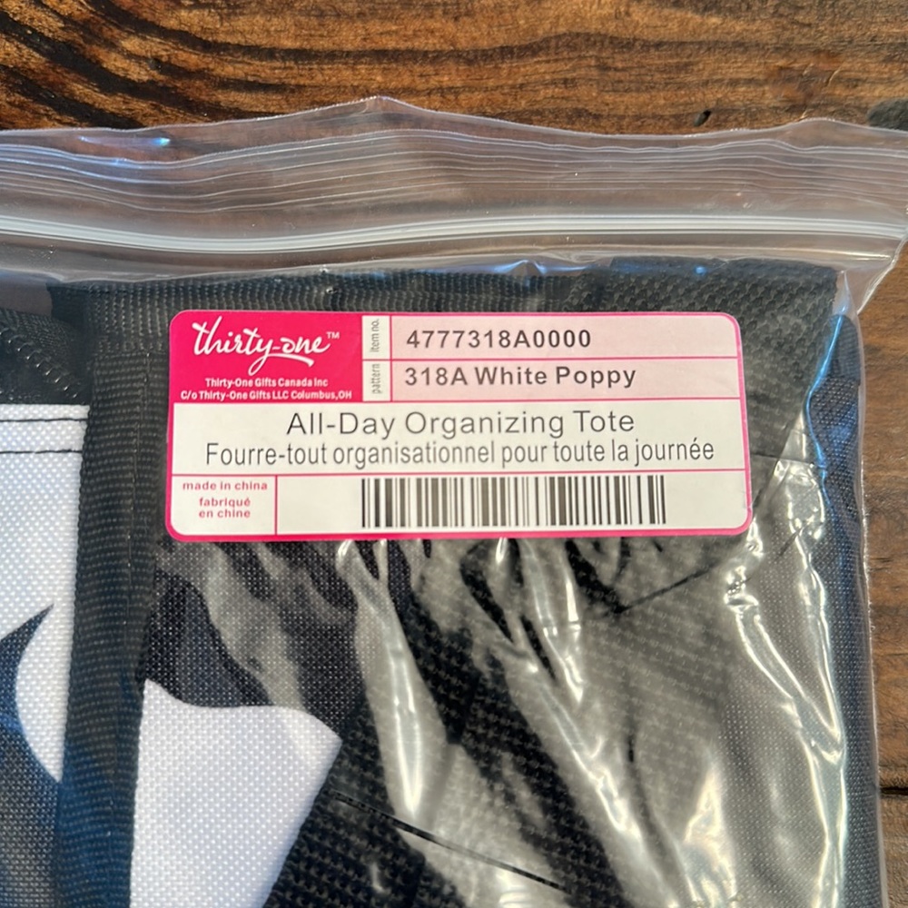 NWT Thirty-one All Day Organizing Tote In White Poppy - Picture 3 of 7